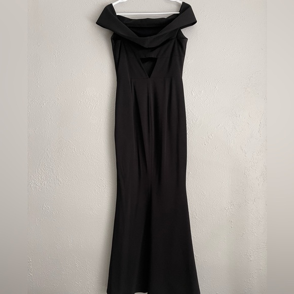 Katie May Off Shoulder Gown - Picture 5 of 6